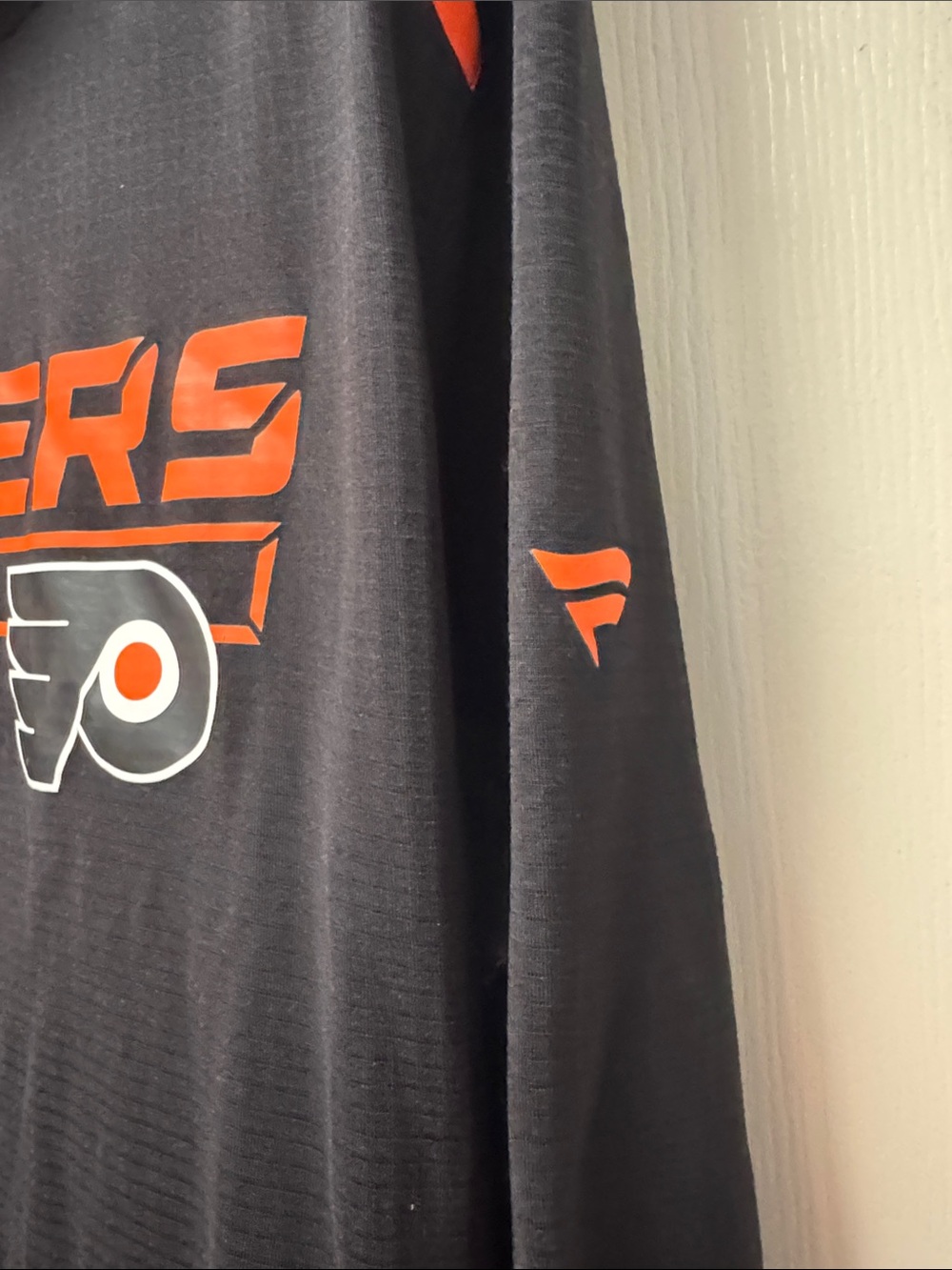 Philadelphia Flyers Black & Orange Hockey Hoodie - Picture 6 of 8
